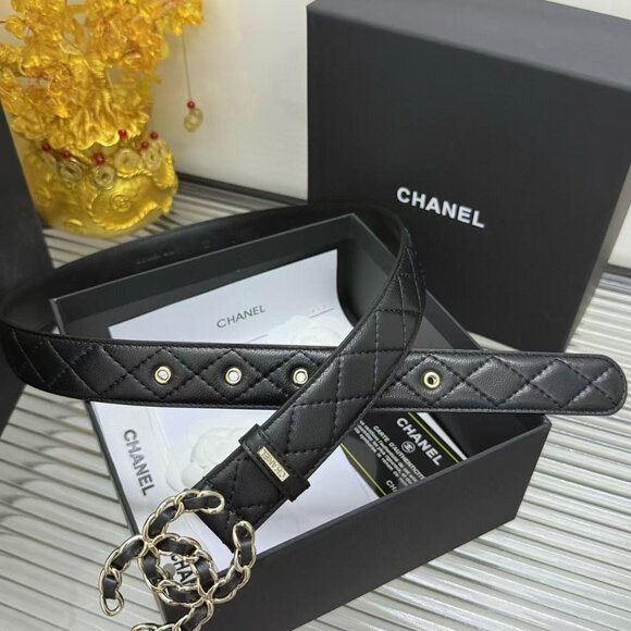 Chanel women\'s belt, size 90